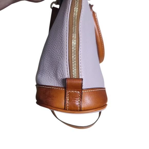 Dooney & Bourke Pebble Grain Zip Satchel Light Purple GUC - Picture 5 of 8